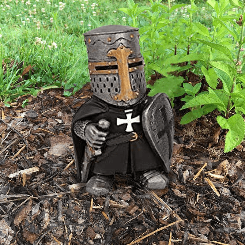 Garden Gnomes Guard - 15cm