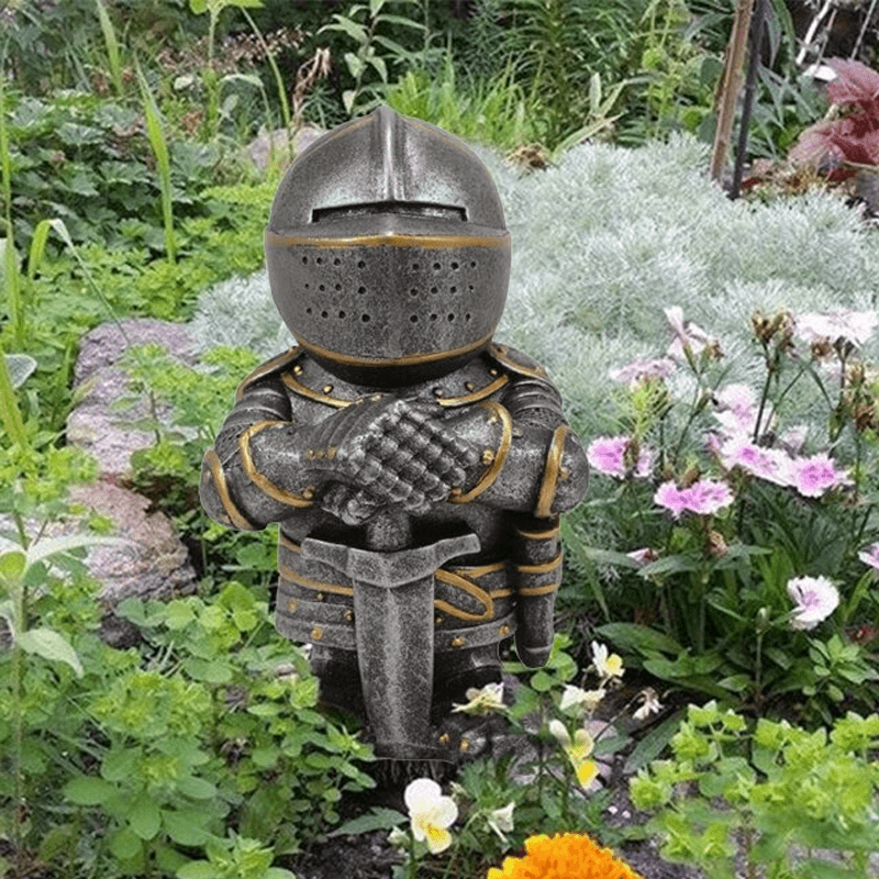 Garden Gnomes Guard - 15cm