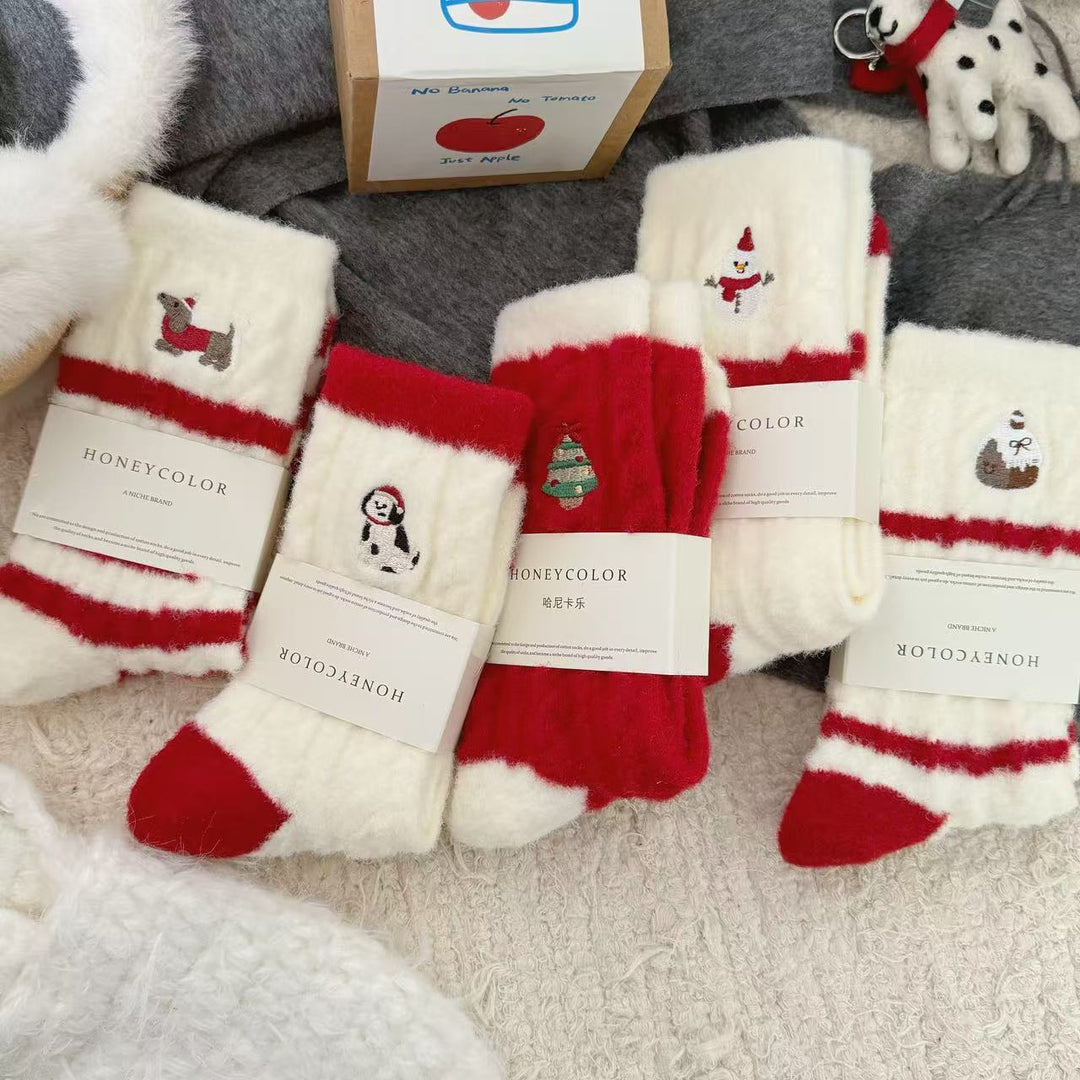 🎄🧦5 Pairs-Christmas Fuzzy Socks - Cute Crew Stocking Stuffer Gift Box Se