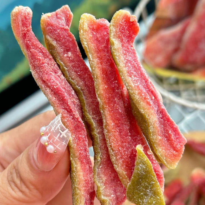 Say goodbye to high-calorie guilt! Satisfy your cravings with ourfiber-rich Red Guava slices
